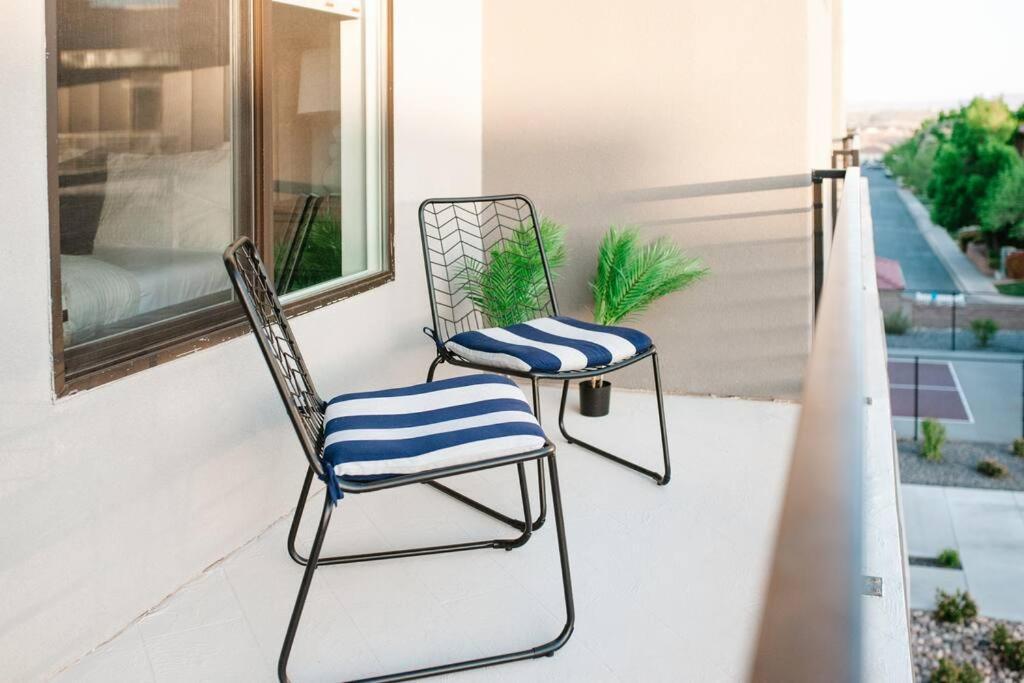 Zen Trail Retreat - New 5 Bedroom Luxury Condo セントジョージ エクステリア 写真